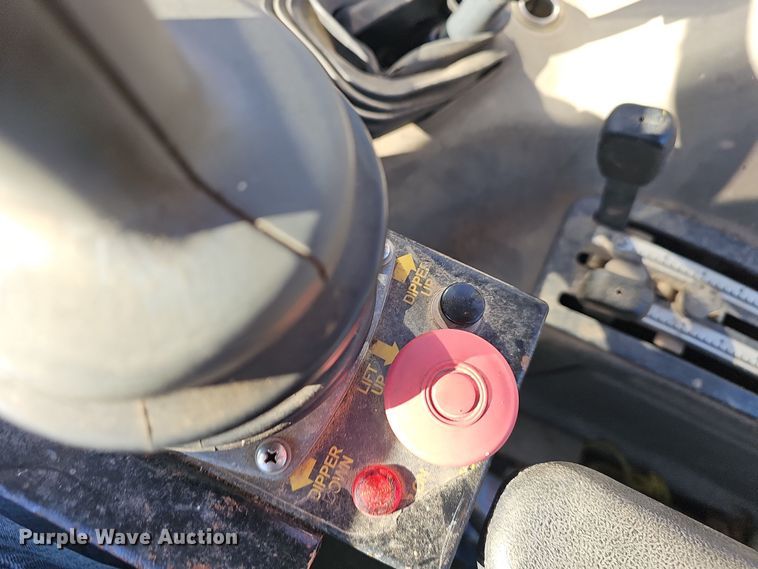 image for item LR9656 Kubota M108S  MFWD tractor