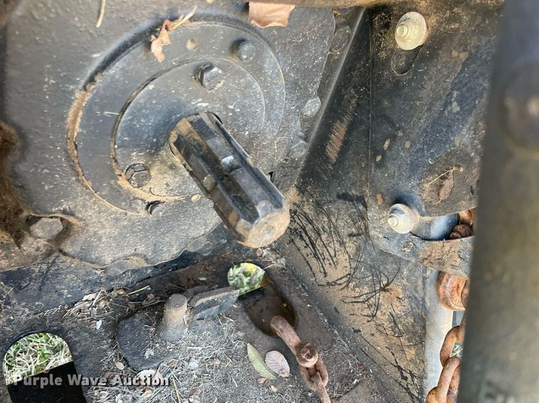 image for item LV9219 2006 John Deere 5303  tractor