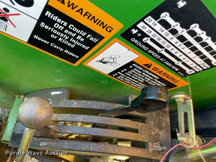 image for item LV9219 2006 John Deere 5303  tractor