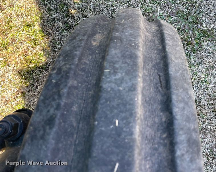 image for item LV9219 2006 John Deere 5303  tractor