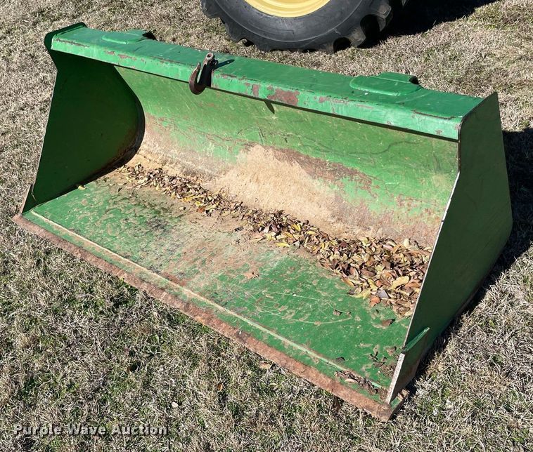 image for item LV9219 2006 John Deere 5303  tractor