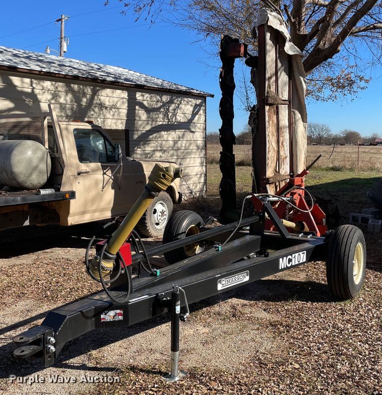 image for item LV9224 Kuhn GMD700  disc mower