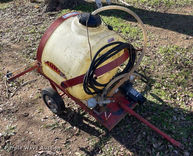 image for item LV9232 Kuker  turf sprayer