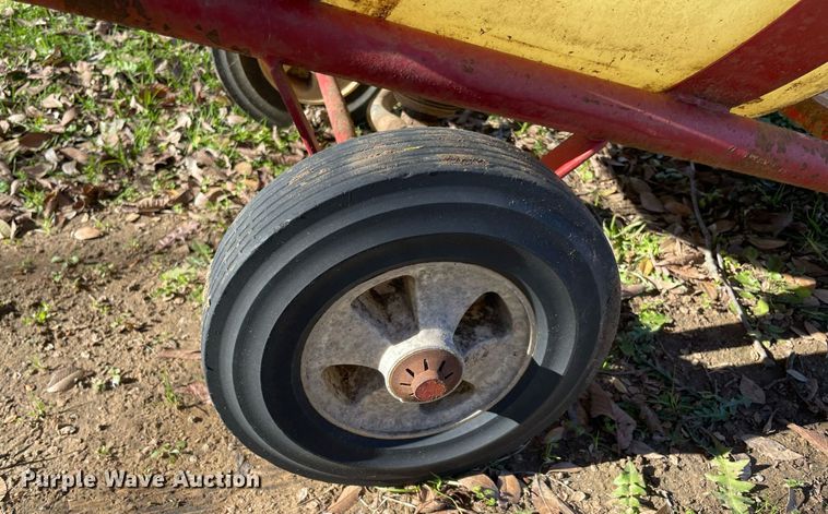 image for item LV9232 Kuker  turf sprayer