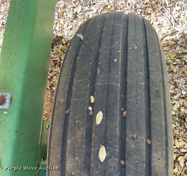 image for item LV9233 Turf sprayer