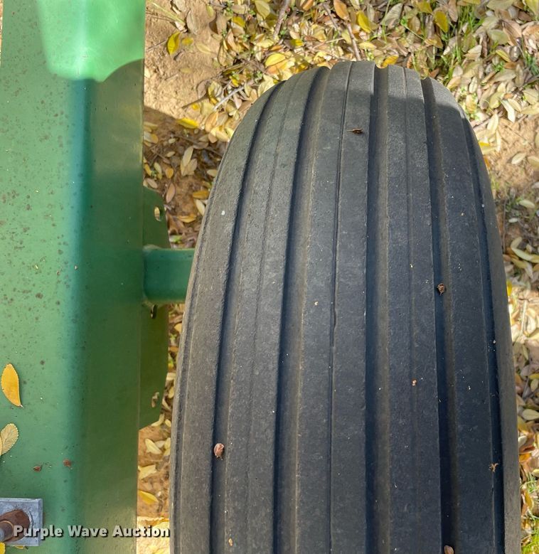 image for item LV9233 Turf sprayer