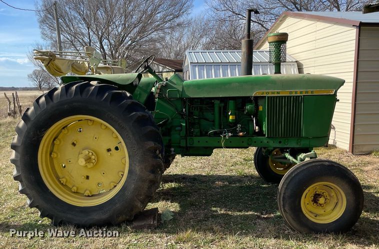 image for item LV9234 1963 John Deere 4010  tractor