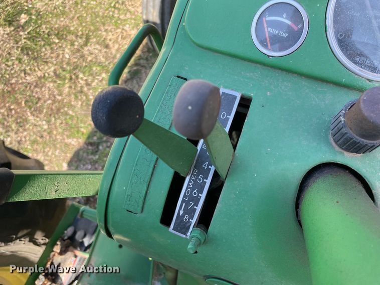 image for item LV9234 1963 John Deere 4010  tractor