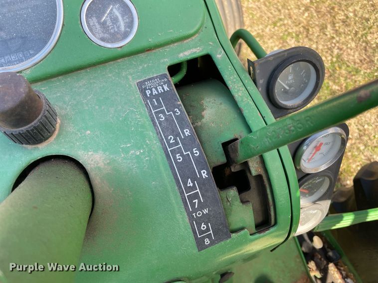 image for item LV9234 1963 John Deere 4010  tractor