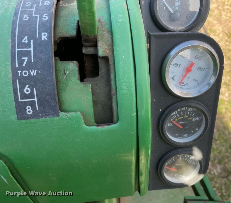 image for item LV9234 1963 John Deere 4010  tractor