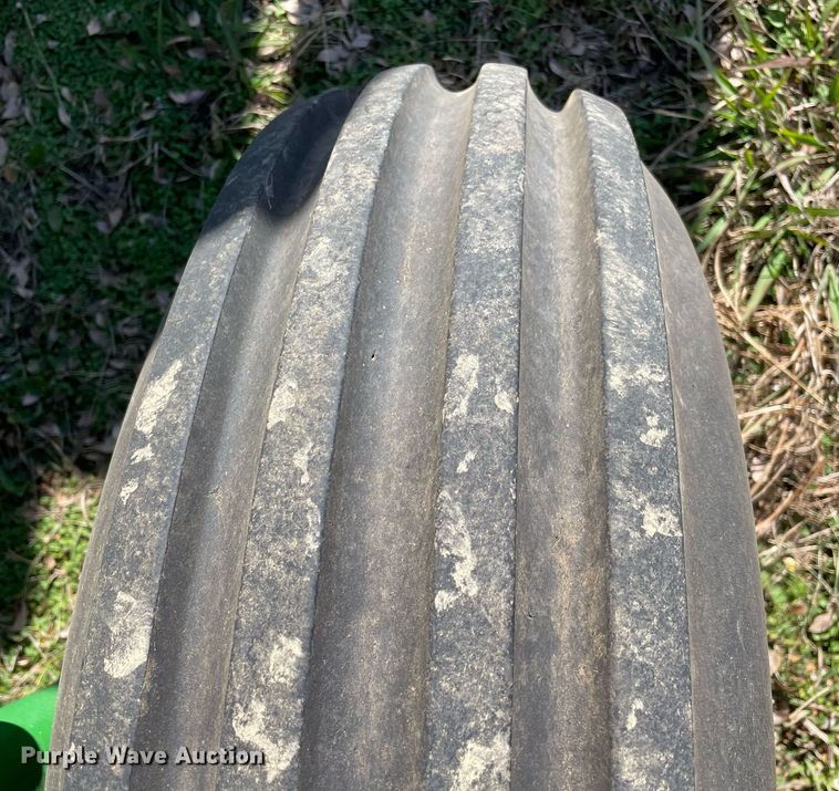 image for item LV9234 1963 John Deere 4010  tractor