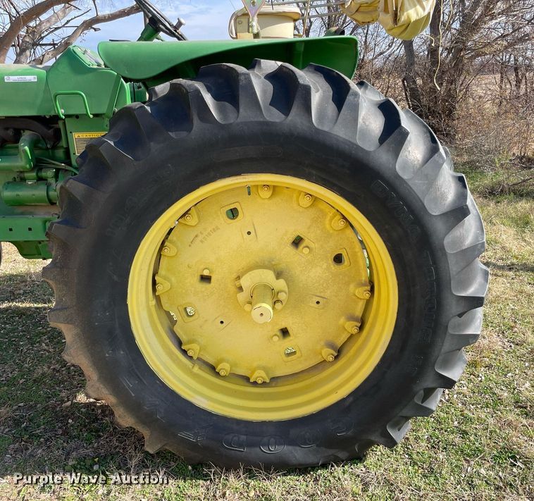 image for item LV9234 1963 John Deere 4010  tractor