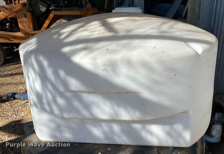 image for item LV9236 Tank