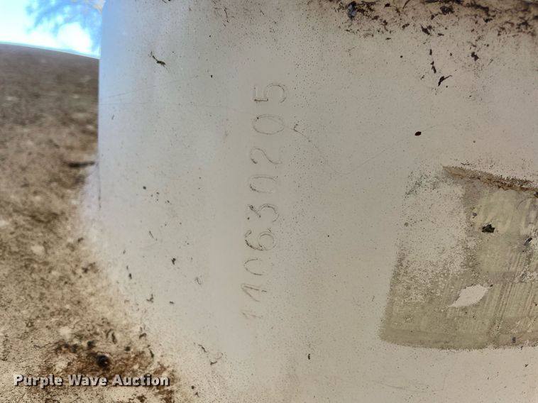 image for item LV9236 Tank