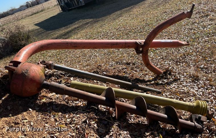 image for item LV9237 Auger