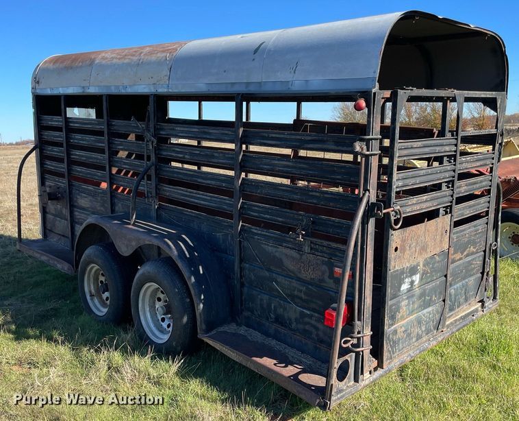 image for item LV9244 W-W  livestock trailer