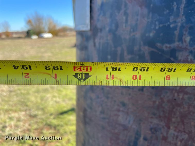 image for item LV9244 W-W  livestock trailer