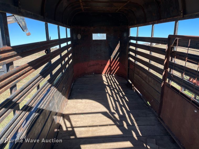 image for item LV9244 W-W  livestock trailer