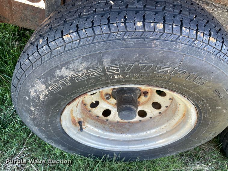 image for item LV9244 W-W  livestock trailer