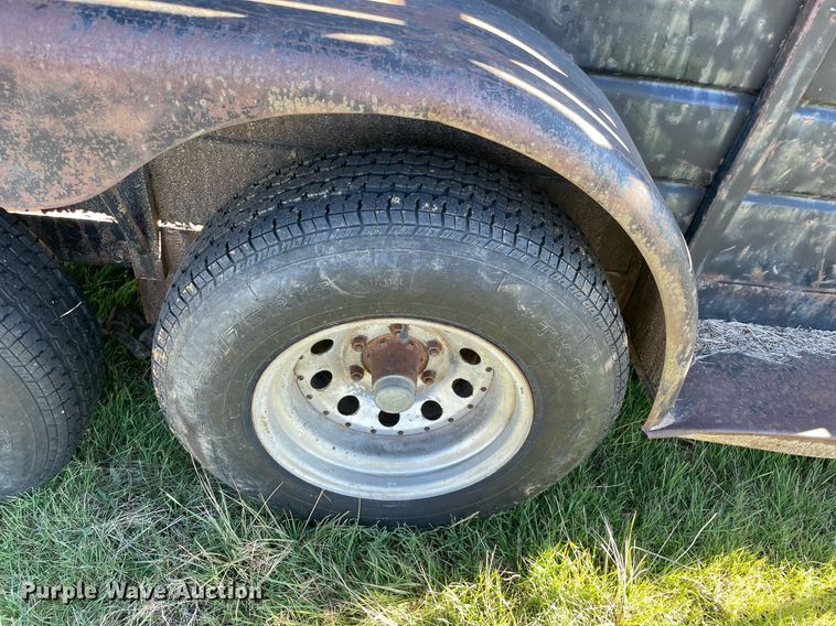 image for item LV9244 W-W  livestock trailer