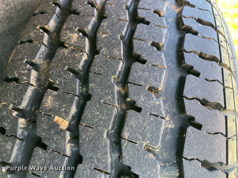 image for item LV9244 W-W  livestock trailer