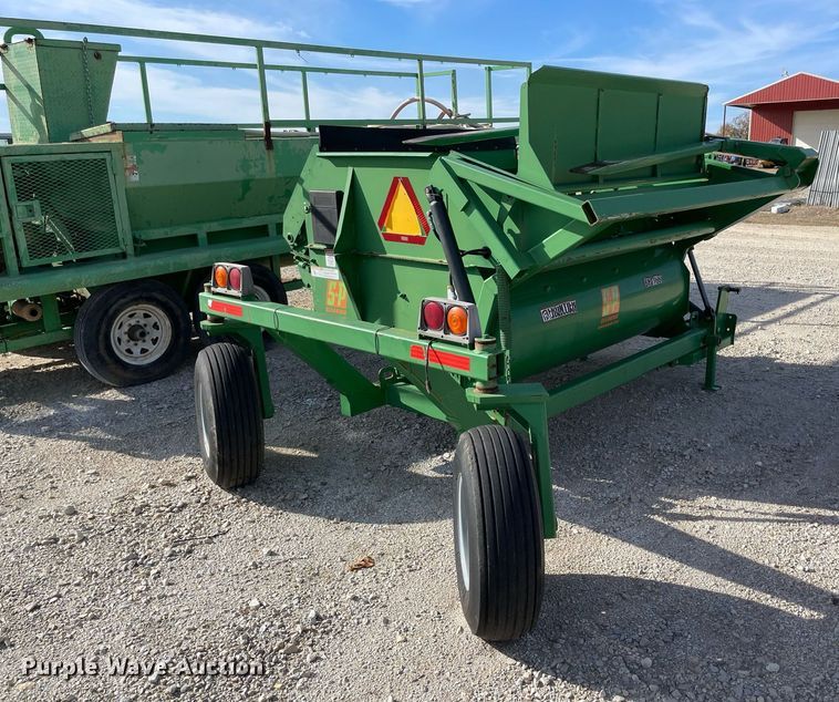 image for item LV9255 Frontier BP 1166  bale processor