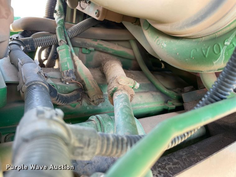 image for item LV9257 2009 John Deere 7130 Premium  MFWD tractor