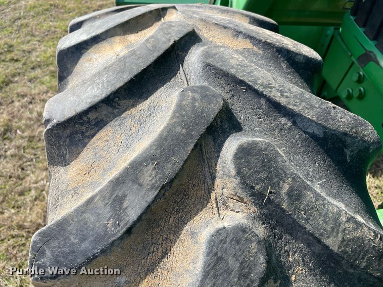 image for item LV9257 2009 John Deere 7130 Premium  MFWD tractor