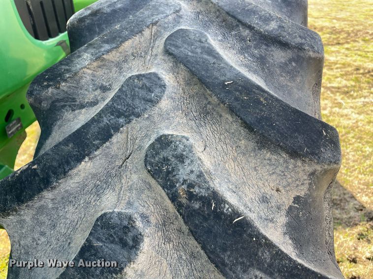 image for item LV9257 2009 John Deere 7130 Premium  MFWD tractor