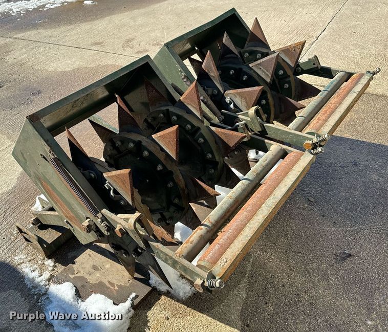 image for item LX9846 Cushman  aerator