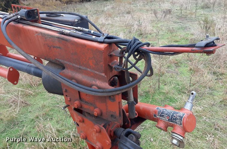 image for item LX9892 2011 New Holland H7460  windrower