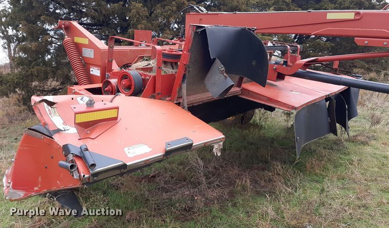 image for item LX9892 2011 New Holland H7460  windrower