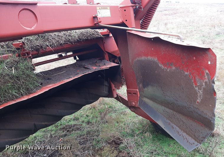 image for item LX9892 2011 New Holland H7460  windrower