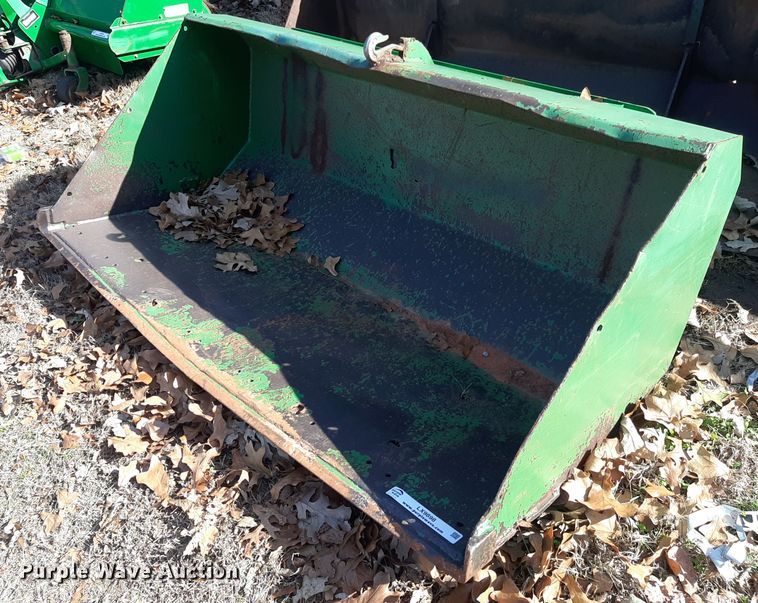 image for item LX9898 (4) buckets