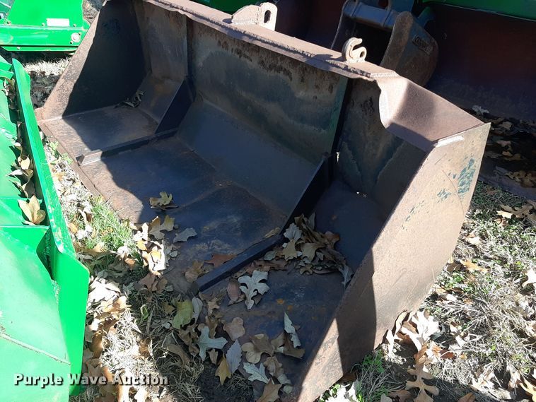 image for item LX9898 (4) buckets