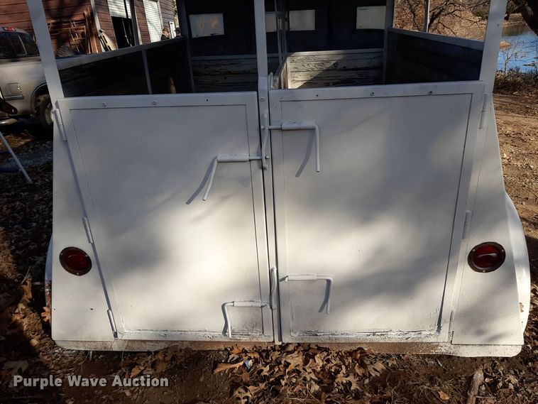 image for item LX9911 Livestock trailer