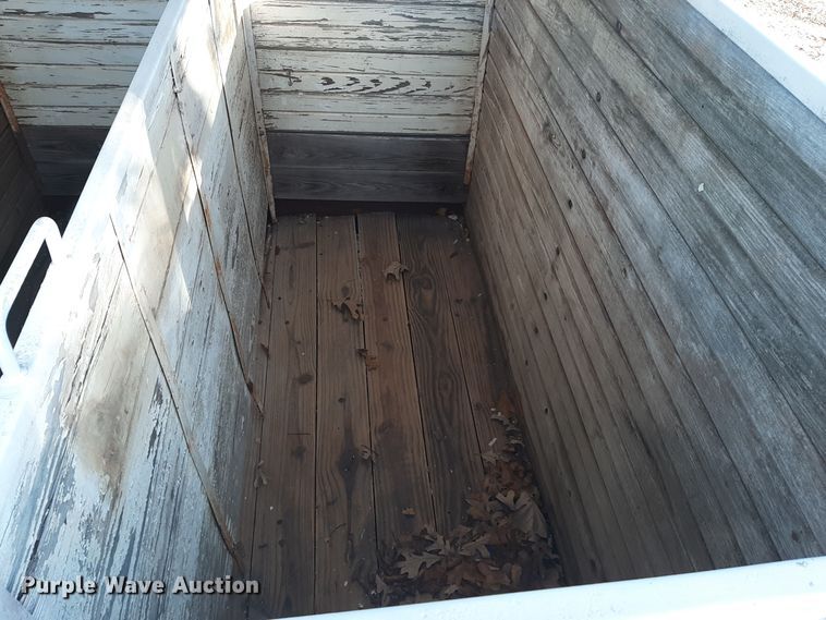 image for item LX9911 Livestock trailer