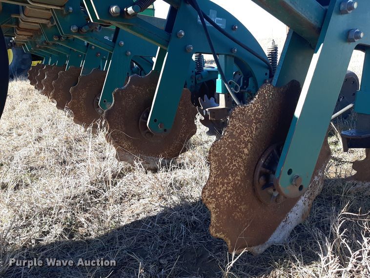 image for item LX9946 Moore-built  strip-till