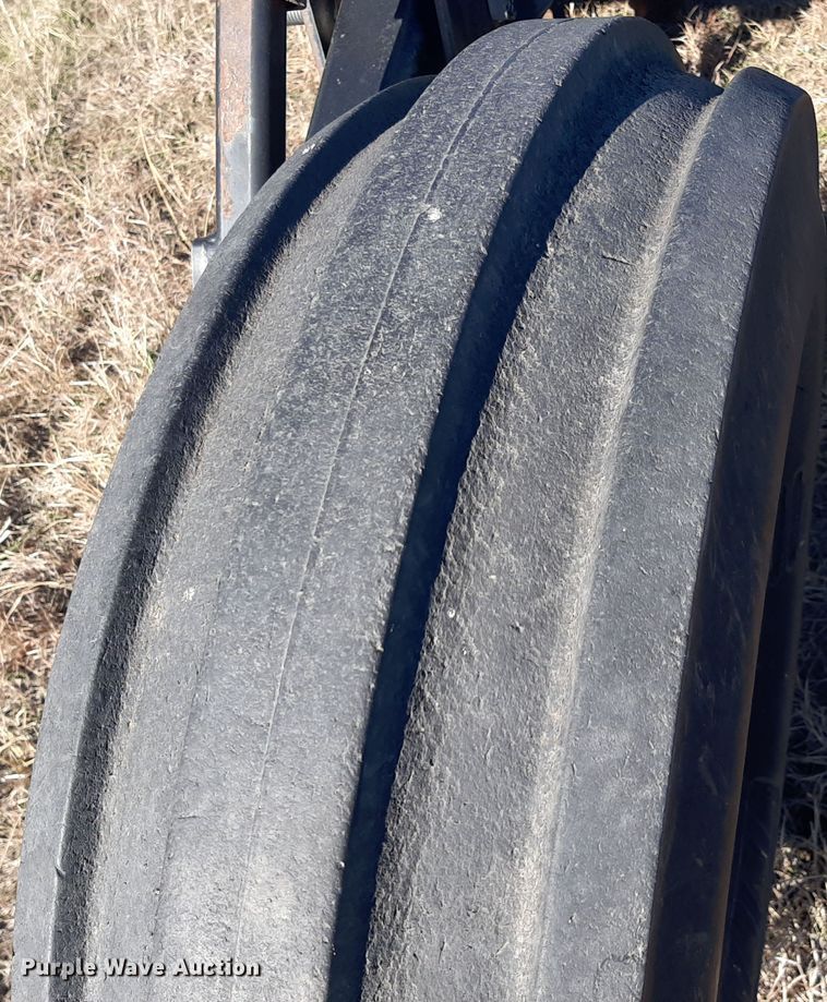 image for item LX9946 Moore-built  strip-till