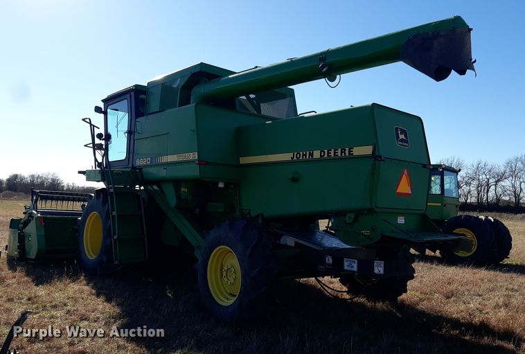 image for item LX9947 John Deere 6620 Titan II  RWA combine