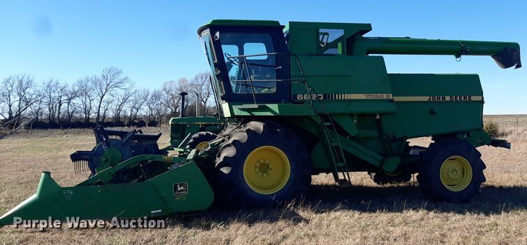 image for item LX9947 John Deere 6620 Titan II  RWA combine