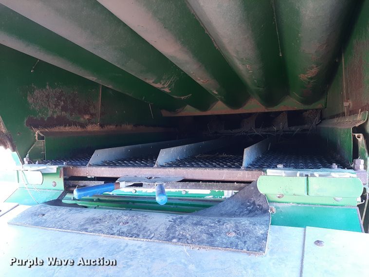 image for item LX9947 John Deere 6620 Titan II  RWA combine