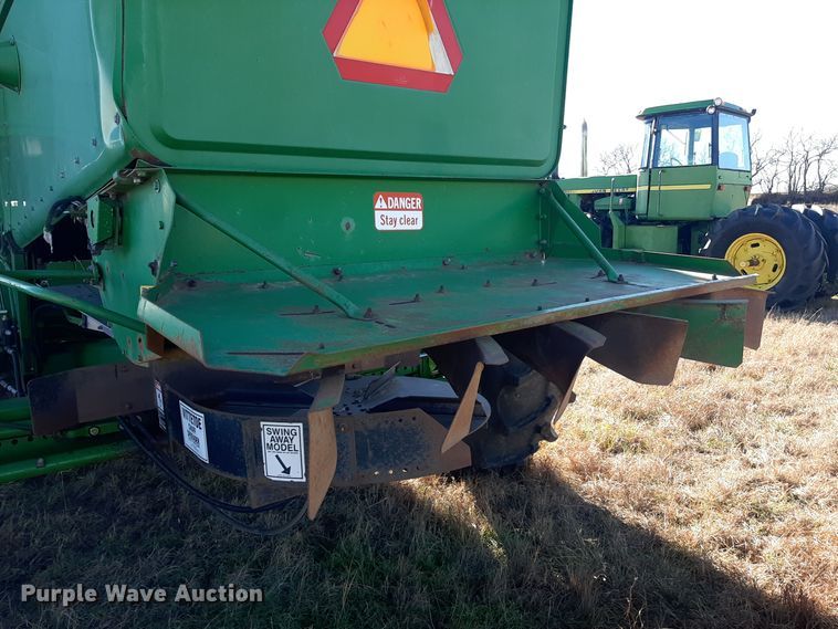 image for item LX9947 John Deere 6620 Titan II  RWA combine