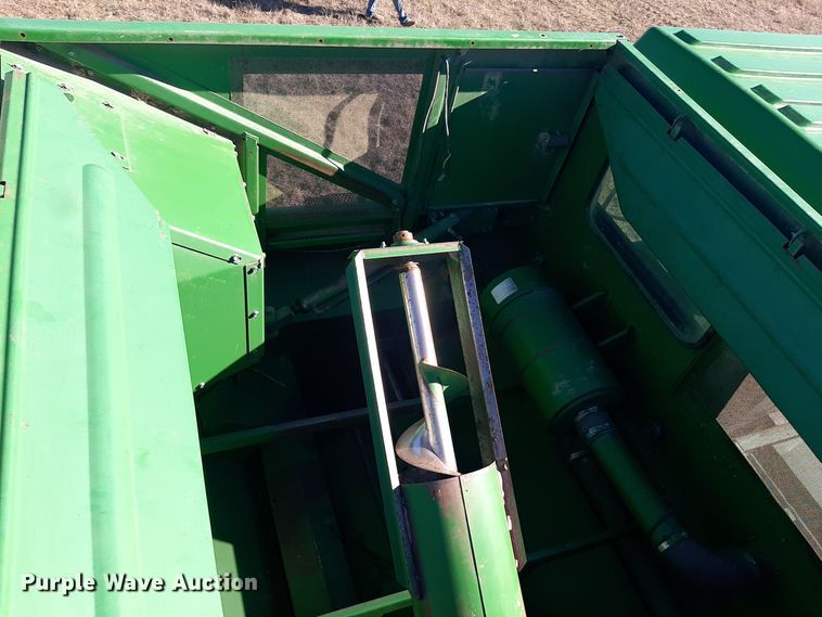 image for item LX9947 John Deere 6620 Titan II  RWA combine
