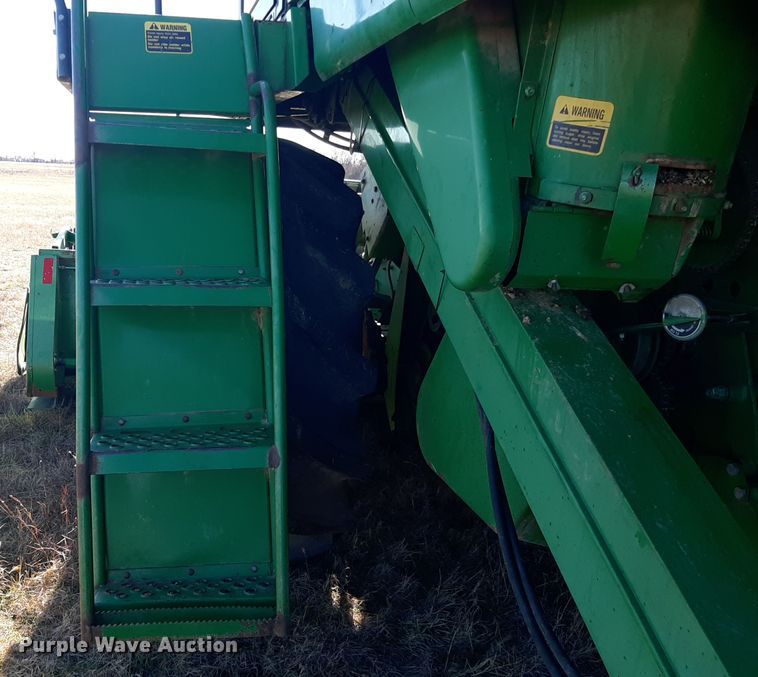 image for item LX9947 John Deere 6620 Titan II  RWA combine