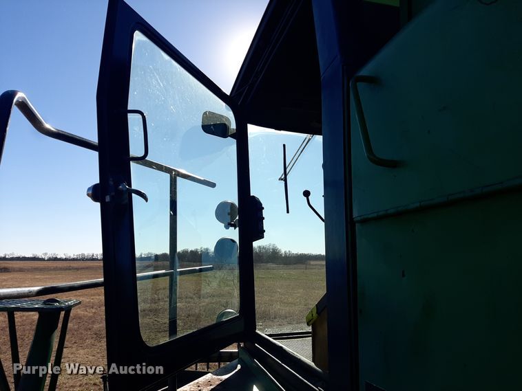 image for item LX9947 John Deere 6620 Titan II  RWA combine