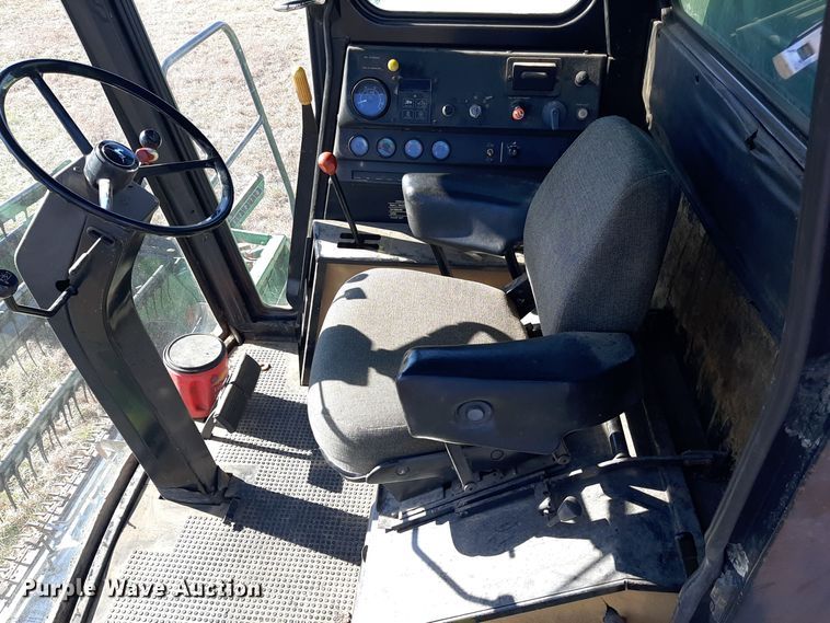 image for item LX9947 John Deere 6620 Titan II  RWA combine