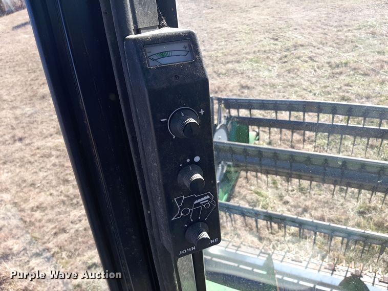 image for item LX9947 John Deere 6620 Titan II  RWA combine