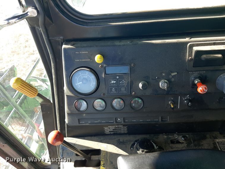 image for item LX9947 John Deere 6620 Titan II  RWA combine