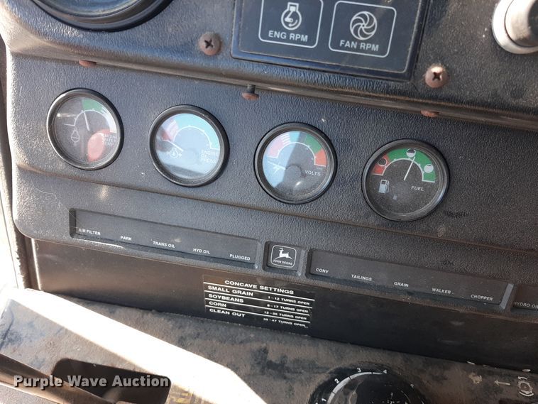 image for item LX9947 John Deere 6620 Titan II  RWA combine